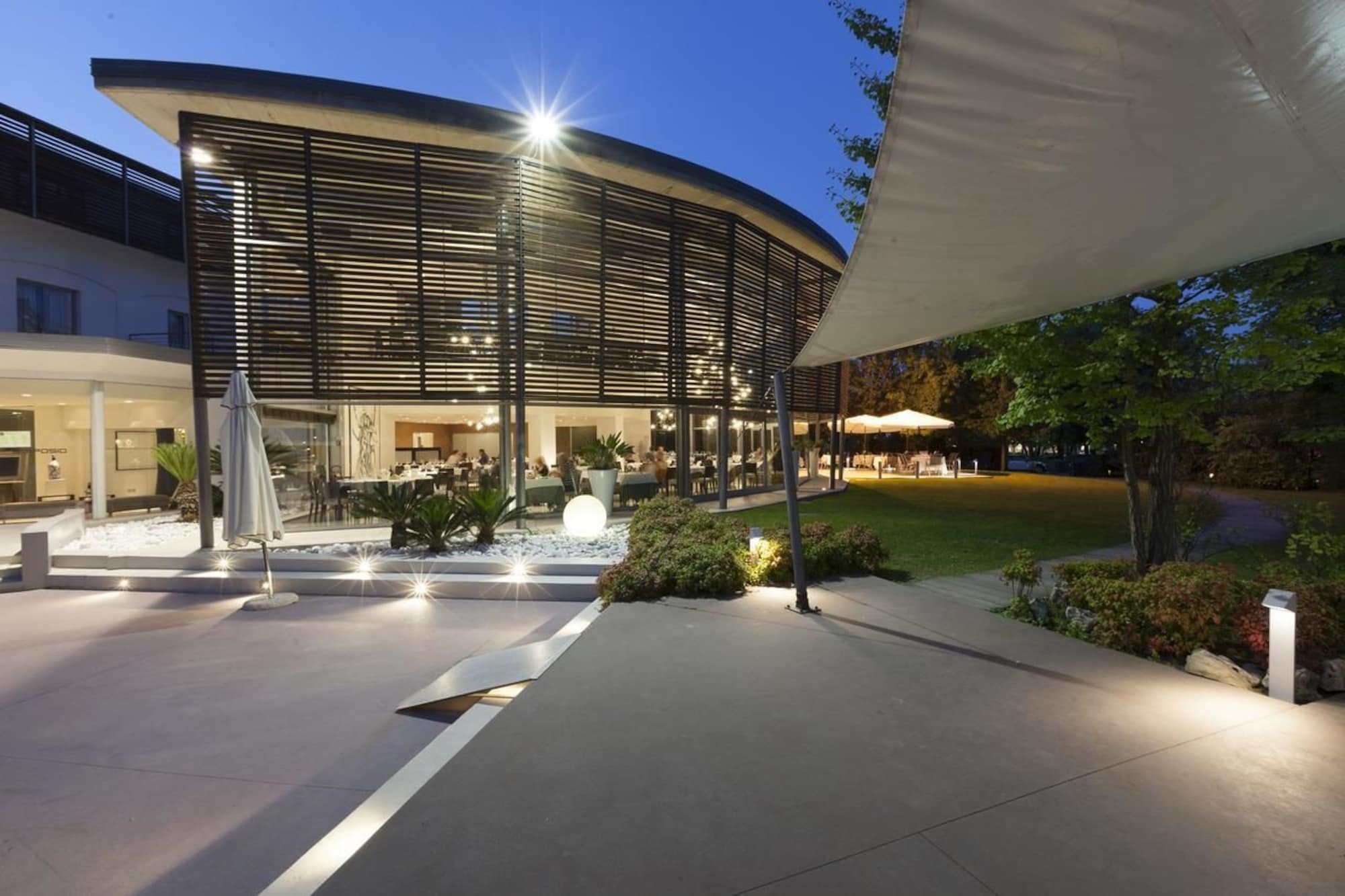 Inverigo Hotel Exterior foto